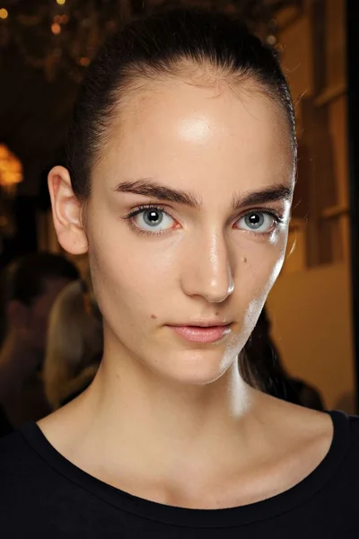 Look 14